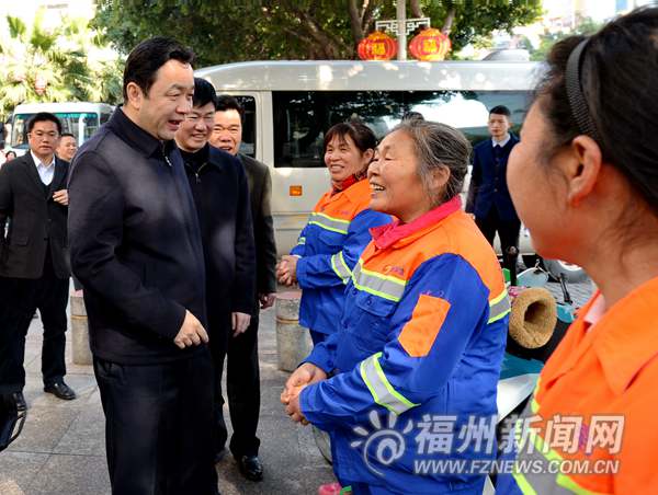 楊岳楊益民看望慰問春節期間堅守一線干部職工