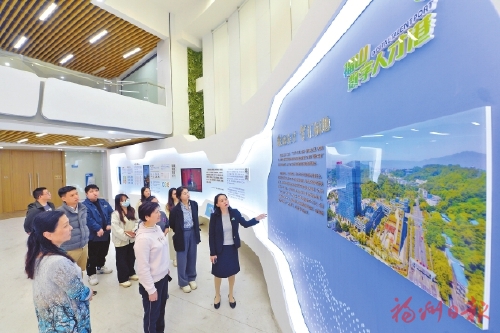 “智”潮奔涌　才聚鼓樓