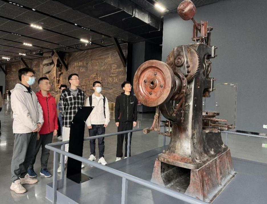 福建醫科大學協和臨床醫學院到馬尾參觀交流船政文化
