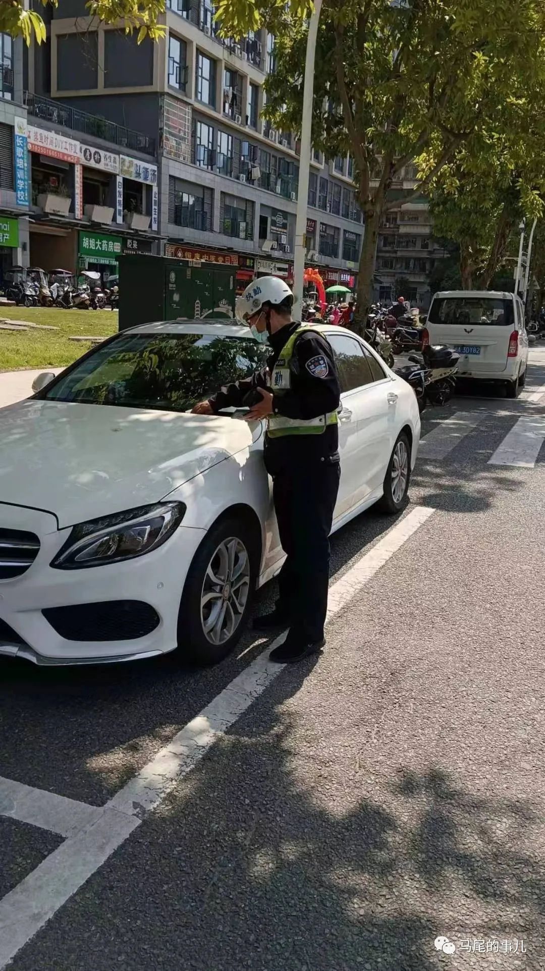 停車莫任性！馬尾交警持續開展違停整治行動