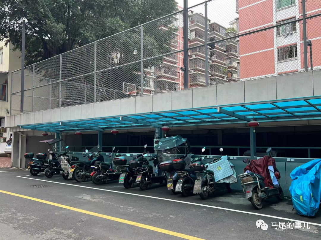 @馬尾人：注意， “飛線充電”將罰款！