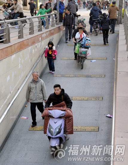 五一路、五四路沿線地下通道用水難　消防栓斷水