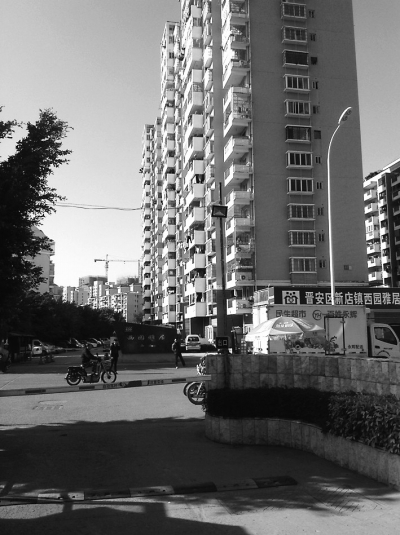 西園雅居物業撤出　小區32部電梯或二次欠費停運