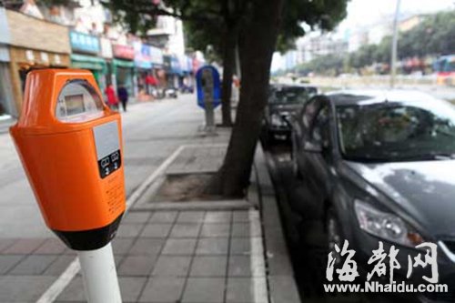 福州咪表收費(fèi)高引關(guān)注　停車位經(jīng)營權(quán)或需招投標(biāo)