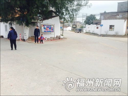 三輪車撞上電動車 騎車孕婦身亡腹中胎兒被救活