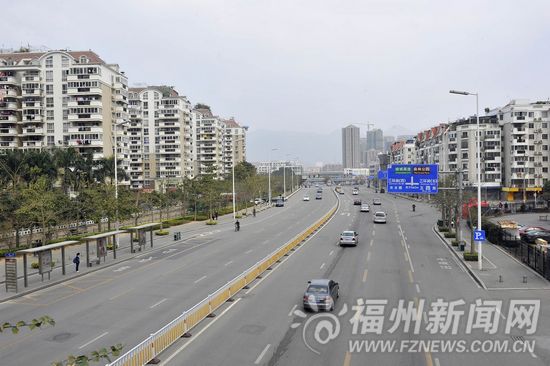 大批車流前期返鄉(xiāng)　福州市區(qū)到高速公路通行順暢