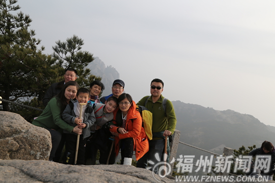 福州老“宅男”旅游過年　黃山上吃自帶魚丸肉燕
