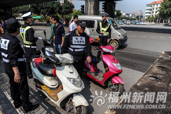 交巡分離首把火　集中查處闖禁行、濫用遠光燈等