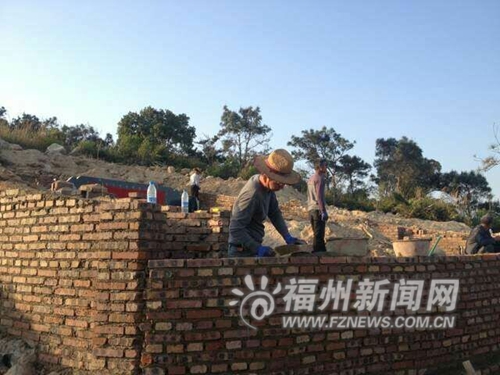 福清海口現“活人墓”群 最大一座占地800平方米