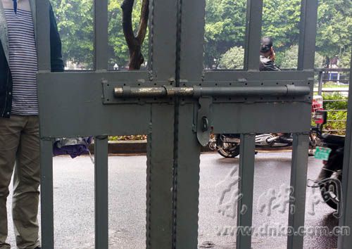 浦下新村景觀改造　換“美觀大門”上鎖不便招賊