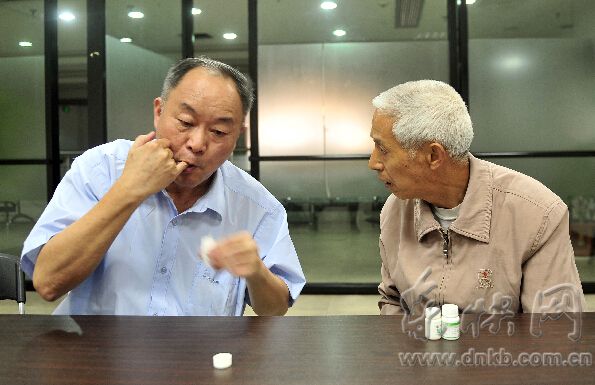 不同蜂蜜顏色各有特點　荔枝蜜若放久顏色會變深