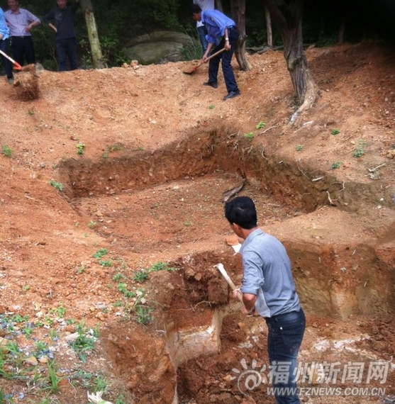 長樂江田溪山村拆除13座活人墓 面積約500平方米