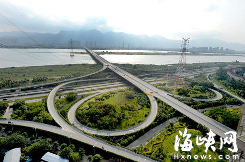 施工封路不提示 市民走“冤枉路”