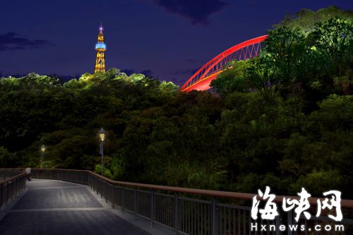 福州金雞山一鐵塔將燈光改造　“變身”成新地標