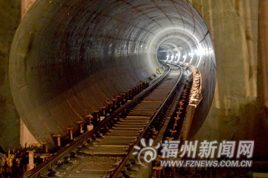 1號線南段已鋪軌完工 地鐵列車下月完成試跑(圖)
