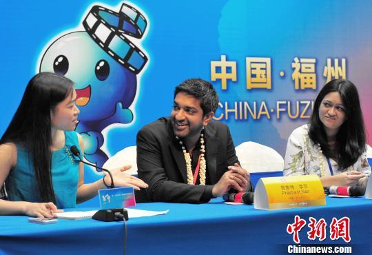 以茶會友迎外賓印度導演點贊福州茉莉花茶文化