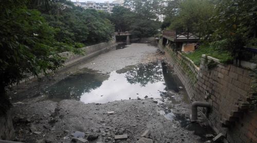 茶亭河洗馬橋段遭圍堰攔斷　系福州地鐵施工所設(shè)