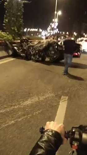 事故車翻覆后車損嚴重