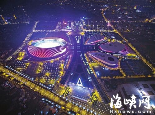 海峽奧體成福州夜景藝術(shù)名片　可變幻42億種顏色