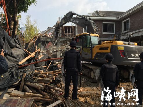 融僑水鄉3處別墅違建被拆 省住建廳要求徹底調查