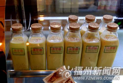 無人愿回收廢舊玻璃瓶 業內:政府應鼓勵回收加工