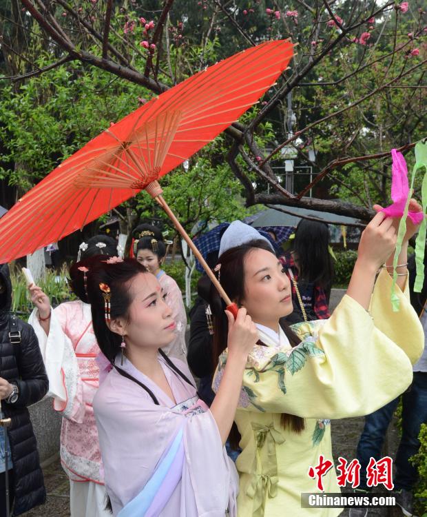 福州再現古老花朝祈福儀式 十二位少女為春祈福
