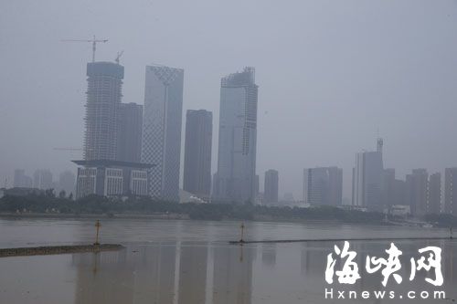 閩江北岸CBD高樓林立