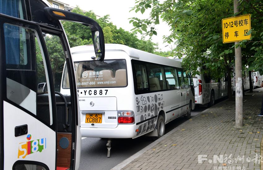 福州定制公交線路超百條 擬推周末線路和手機APP