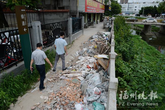 基站離新店中心小學(xué)僅一墻之隔　記者調(diào)解后遷移