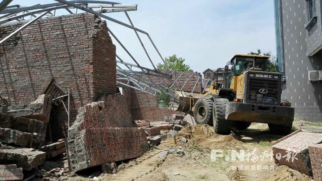 長樂文武砂鎮一處江邊違建被拆 占地面積135平米