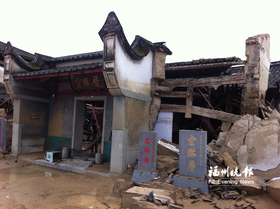閩清多個鄉鎮受損嚴重 官兵奮力救援群眾自發清淤