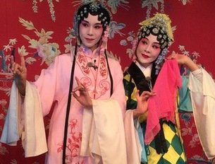 組圖：劉嘉玲莫文蔚女神唱昆曲 扮相嬌媚韻味足