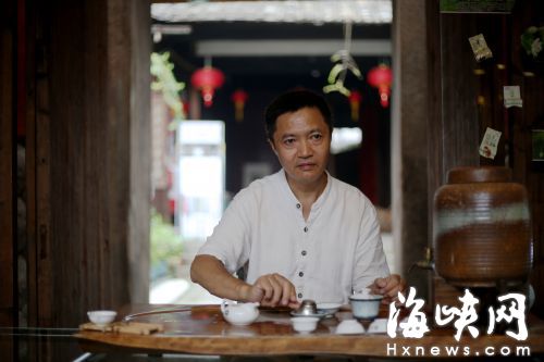 福州調(diào)香師醉心香藝近40年：一朵茉莉　一生莫離