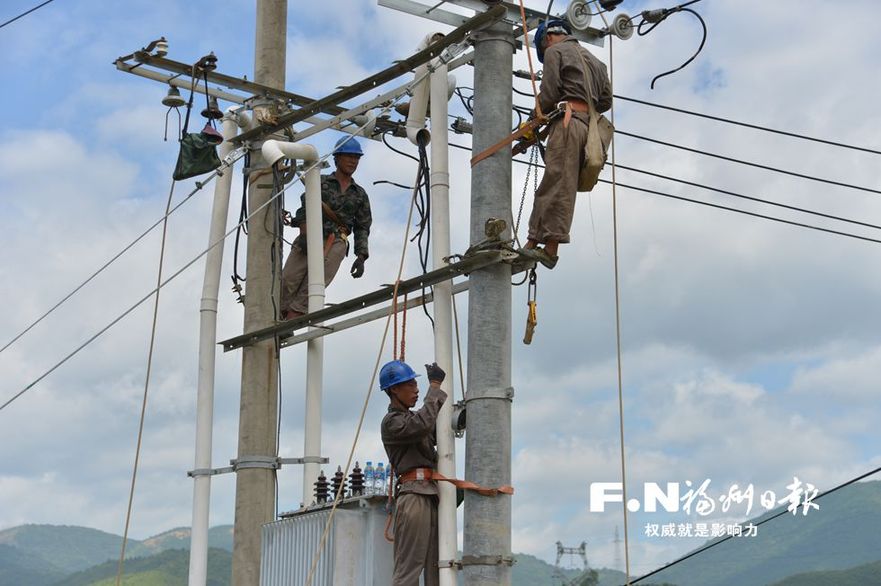 國網福州供電公司連續晝夜搶修　為災區保障供電