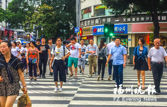 91個路口行人通行將有“快捷模式” 保障過街安全