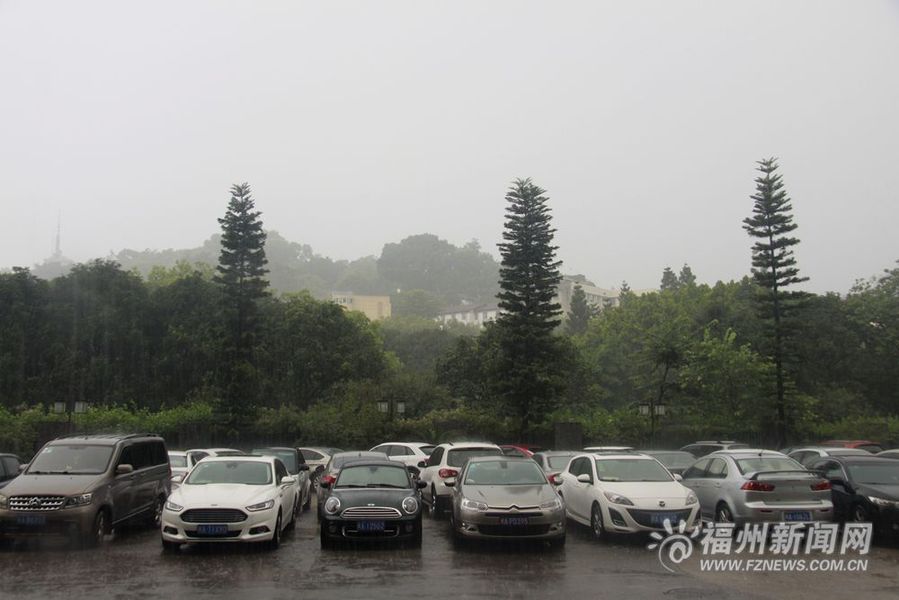 福州:暴雨襲城