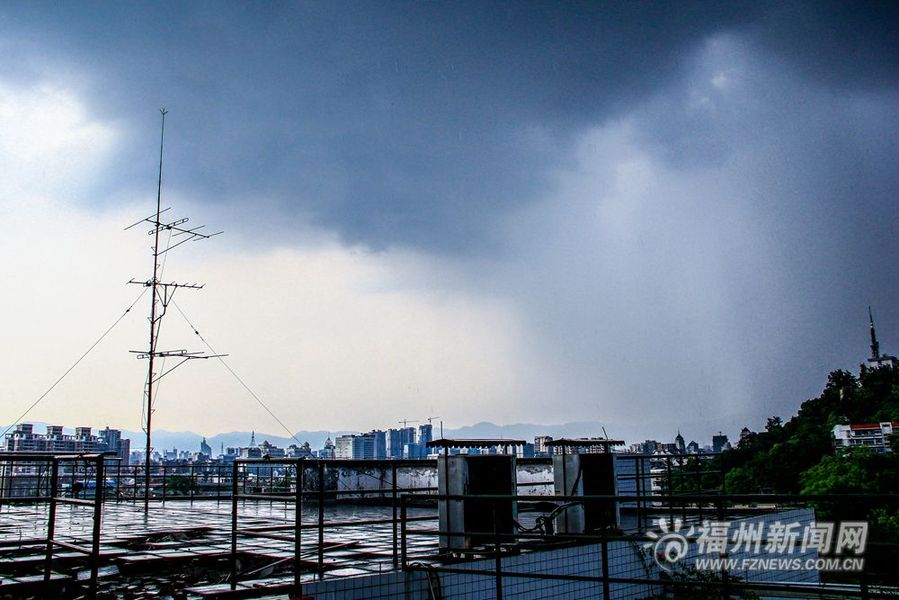 福州:暴雨襲城