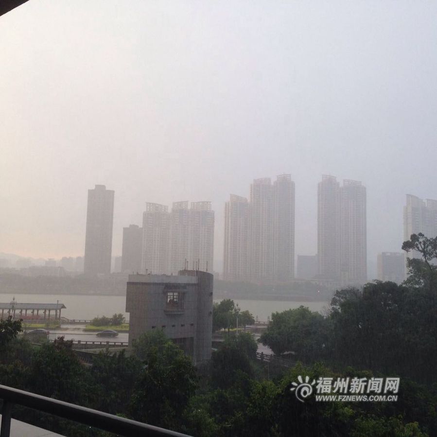 福州:暴雨襲城