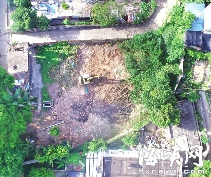 福能集團總醫(yī)院污水處理區(qū)域一整片綠地被挖空