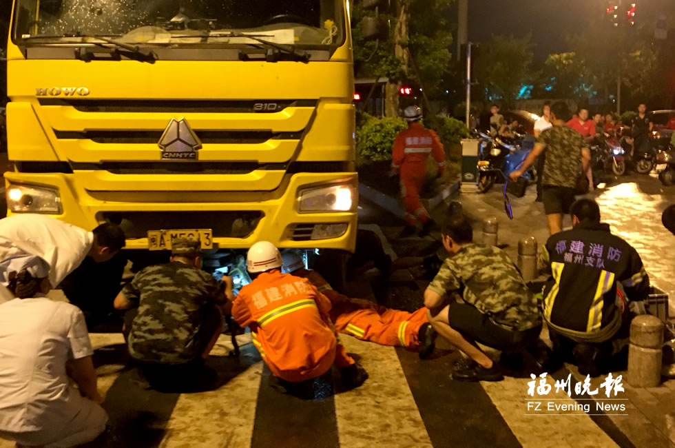 78歲老伯被渣土車卷入車底生還　僅腿部嘴巴受傷