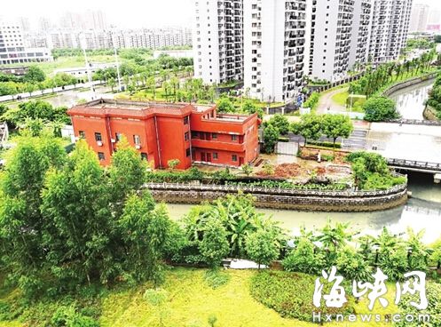 金山金閩小區綠化帶被紅色違章建筑占領