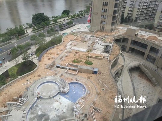 梅嶺觀海綠化未做好就要業主接收 市建委要求暫停交房